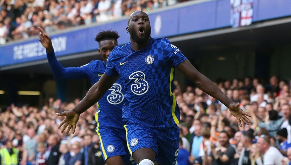  英超-沃特金斯双响维拉轻取富勒姆  